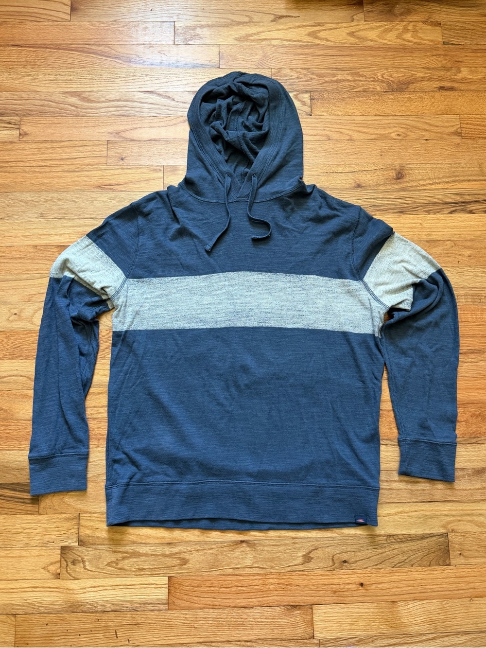 Faherty Men’s Navy Hoodie